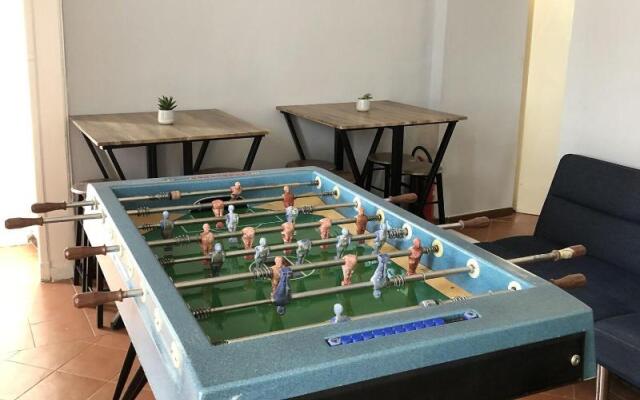 H Hostel Friendly Accommodation