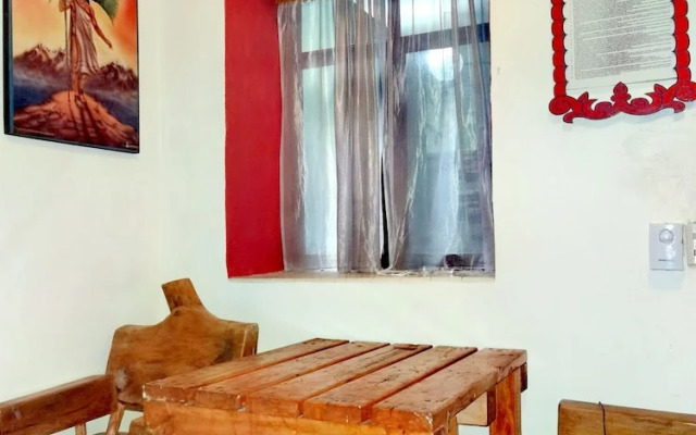 The Roof Backpackers Hostel