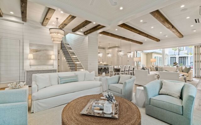 'rees On Wiregrass' Private Pool, Golf Cart, Carriage House Lake District, Watercolor, Fl 5 Bedroom Home by RedAwning