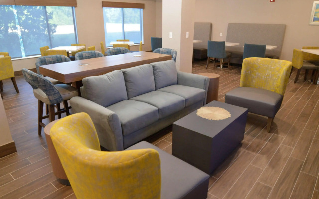 Garner Hotel Longview South by IHG