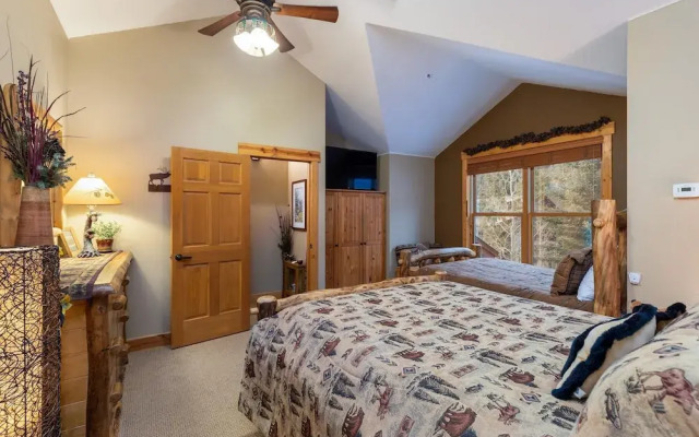 8766 Trappers Crossing 2 Bedroom Townhouse