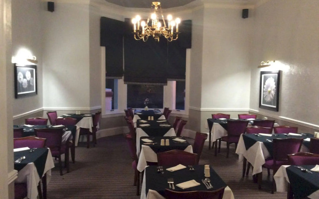 Taychreggan Hotel
