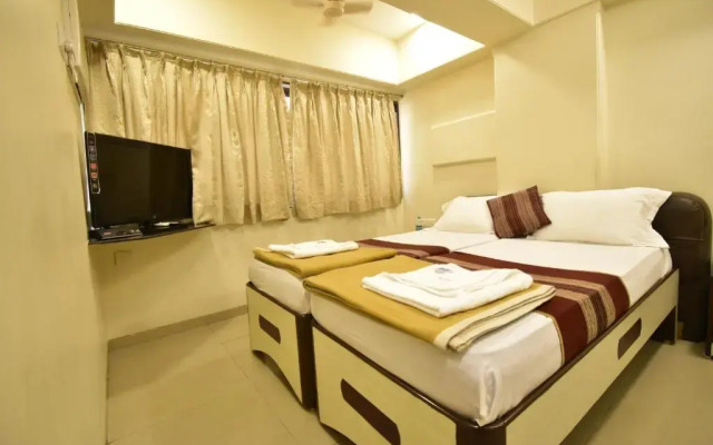 Hotel Kalpana Palace