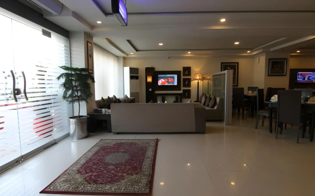 Hotel One Jinnah