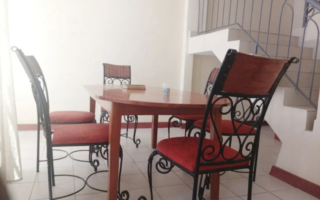 Private Home 4 bedrooms 4.5 bathrooms