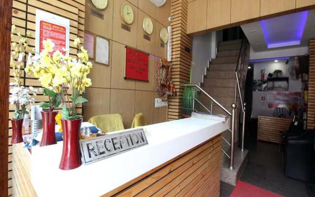 Hotel Saya @ New Delhi Railway Station