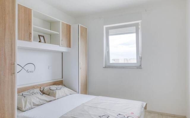 Apartment in Novalja Near Zrce Beach