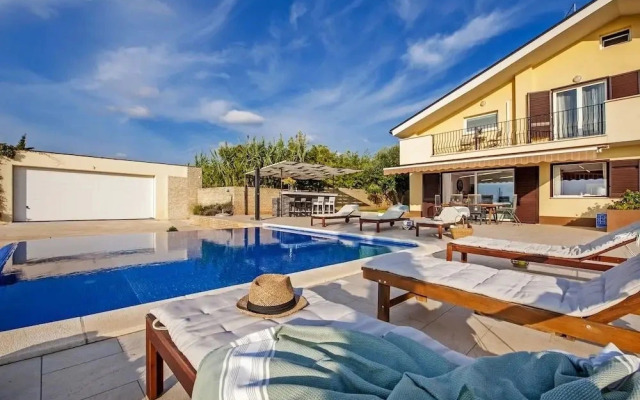 Valalta FKK Naturist Camping