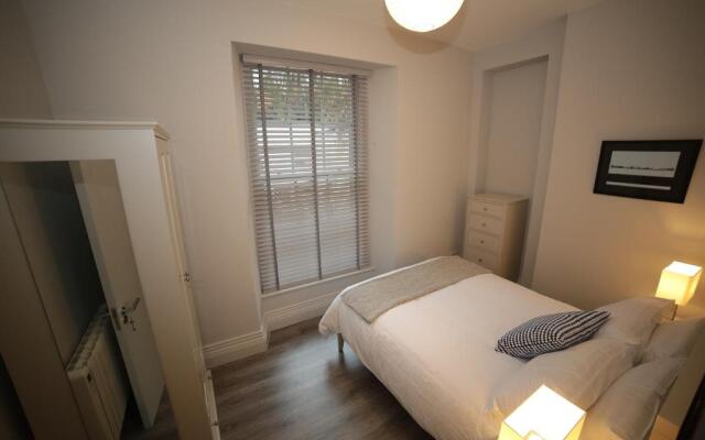 Temple House Verdon Place