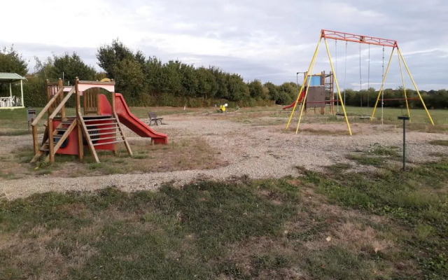 Camping les Hirondelles