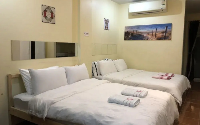 The One Apartments