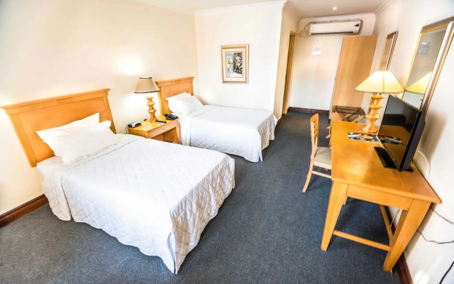 The George Hotel