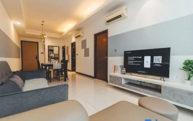 Paragon Residence Sleek Stay 2BR 4pax