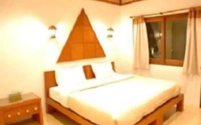 Uthai River Lake Resort