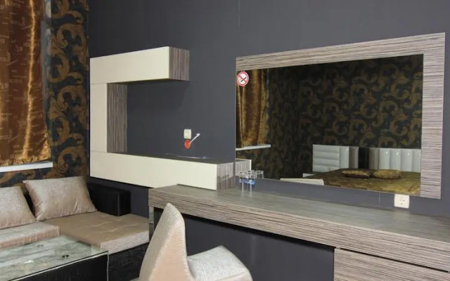 Bedroom Place Guest Rooms