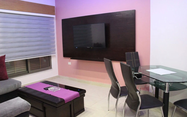 Modern Cosy & Central Location