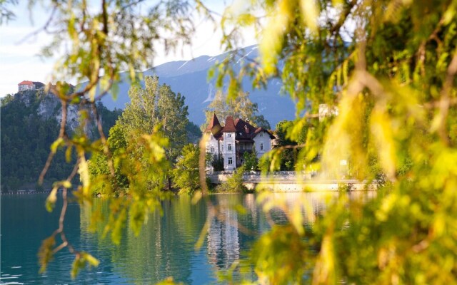 Nice Apartment in Bled With Wifi and Outdoor Swimming Pool