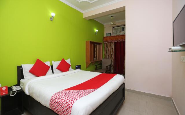 OYO Flagship 10567 Hotel Gandharv