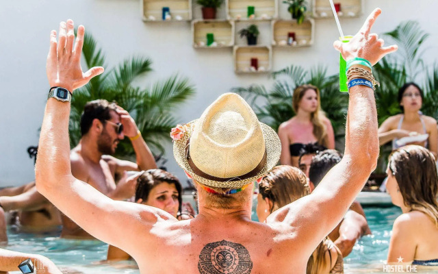 Che Tulum Hostel & Bar