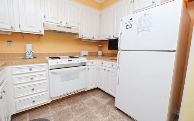 Pelican Landing 125 3 Bedroom Condo