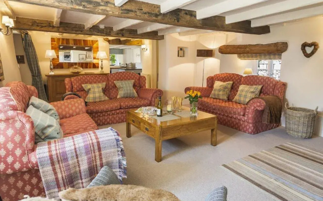 Higher Collaton Cottage