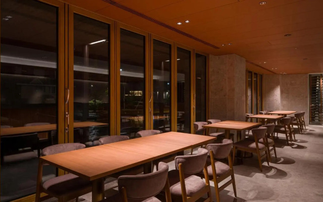 HOTEL LA VIGNE HAKUBA by Onko Chishin