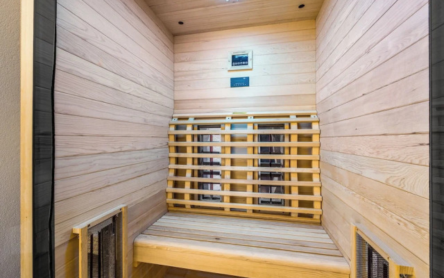 Sauna & Jacuzzi Apartment Rossa