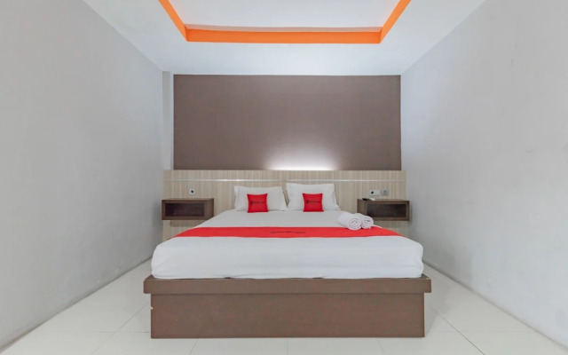 RedDoorz near Plaza Balikpapan
