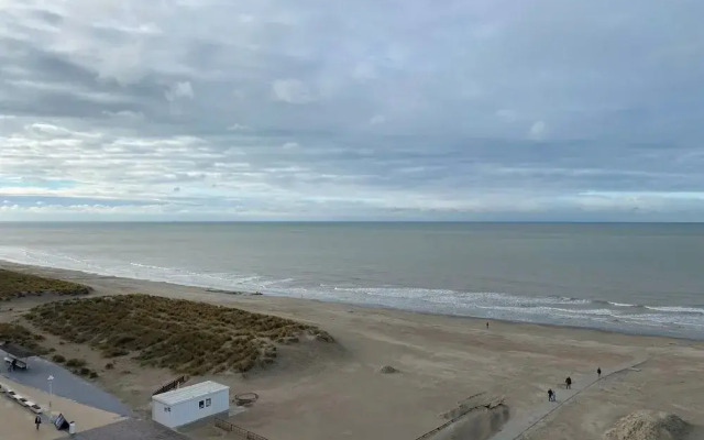 Apartment in Nieuwpoort Near Sandy Beaches