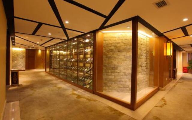 Longwei Hotel