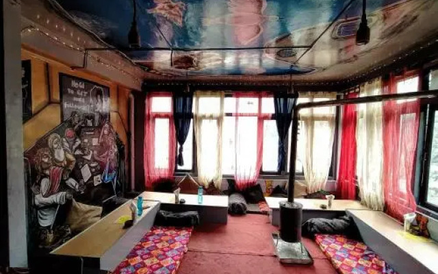 Kishor Guest House