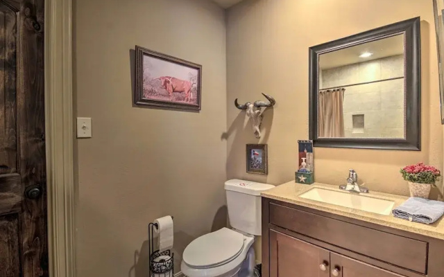 Lakefront Wallis Ranch w/ Private Beach & Patio!