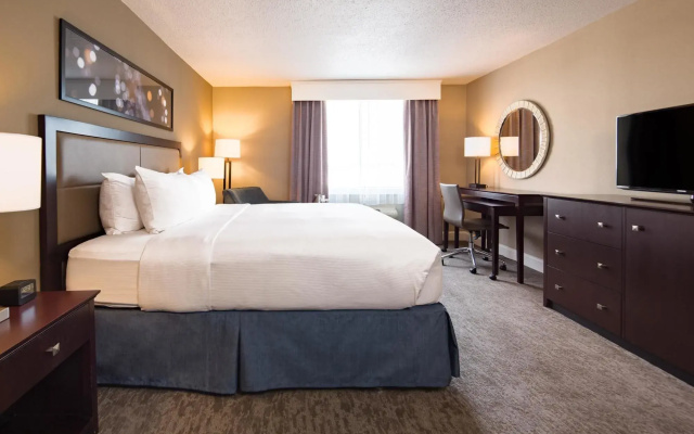 DoubleTree by Hilton Hotel Laurel