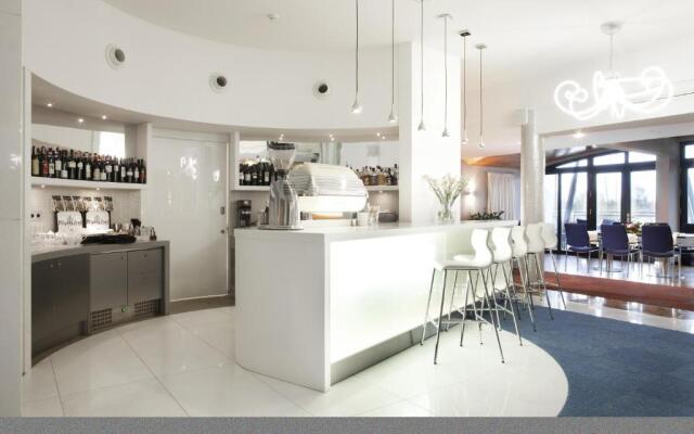 Niebieski Art Hotel & Spa