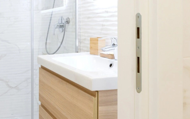 Mi-brgz1as Bergonzoli Place - Base A - On the Road