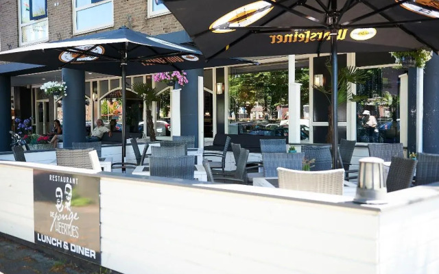 Hotel de Jonge Heertjes