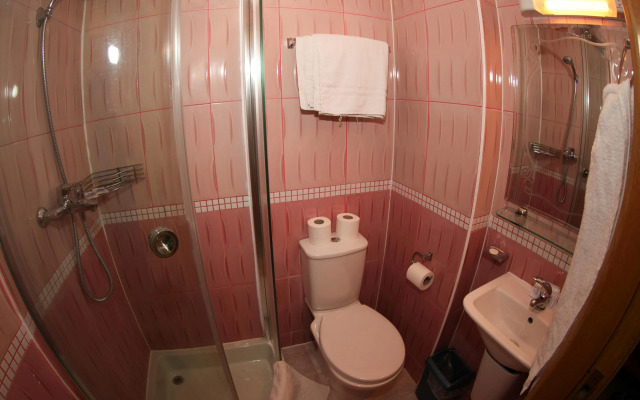 Holland Inn Hotel