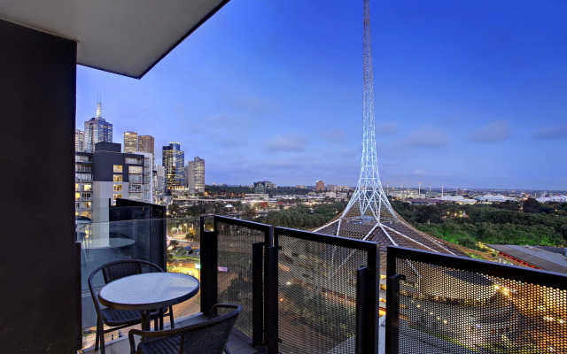 Southbank Apartments- Gallery Towers