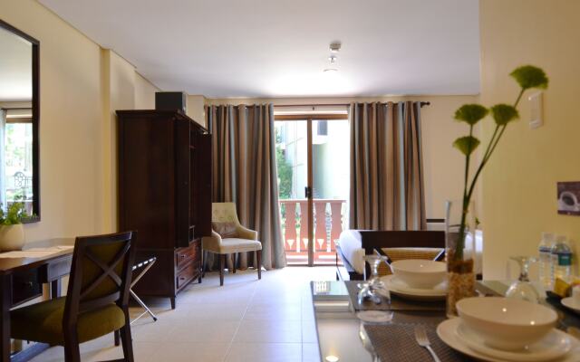 Crosswinds Resort Suites