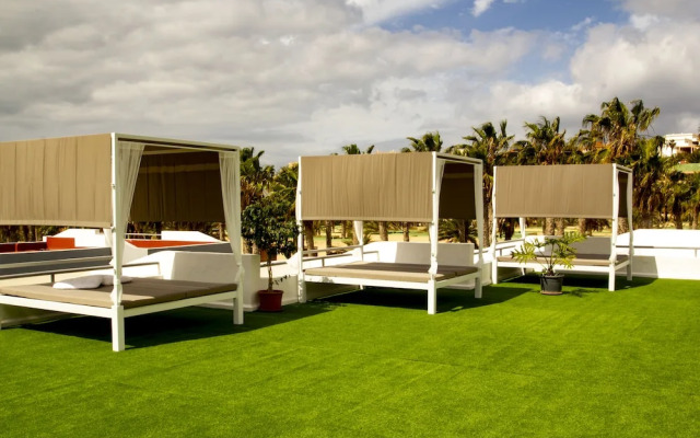 Saladar Suites Boutique
