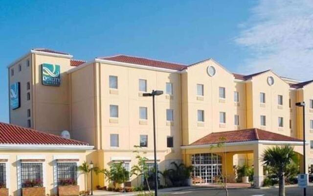 Quality Hotel Real Aeropuerto Santo Domingo