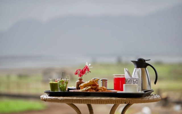Saj By The Lake – Meal – Karanjale