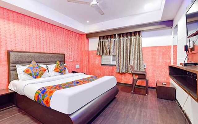 Fabhotel Blue Moon I
