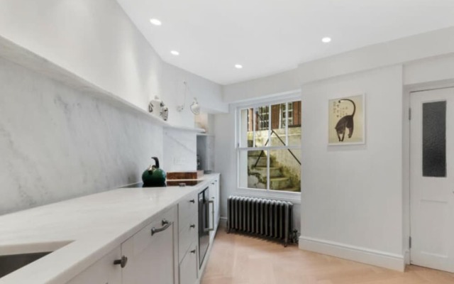 Centrally Located, Stunning 3bed 2bath, SE1
