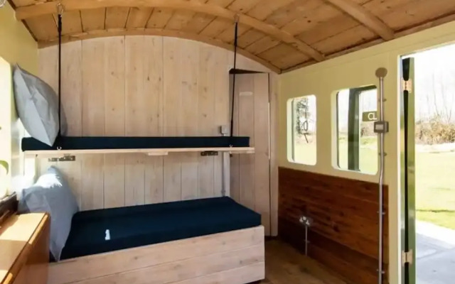 Unique Comfy Remodelled Railway Carriage