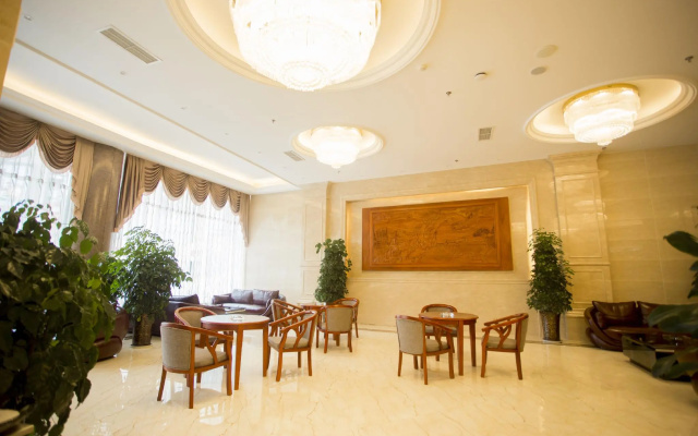 Yuhe Hotel