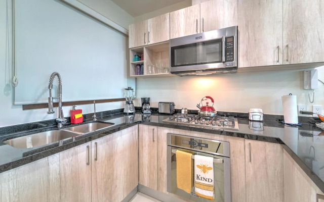 Nayri Life & Spa 108