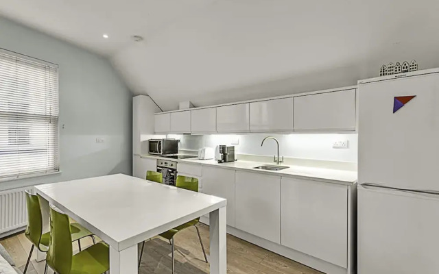 Superb Clapham Duplex