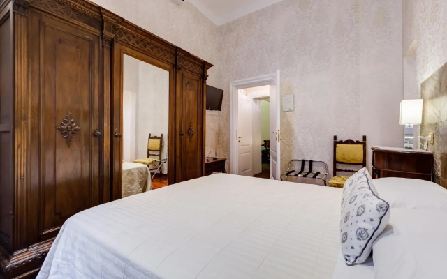 Affreschi Su Roma Luxury B&B