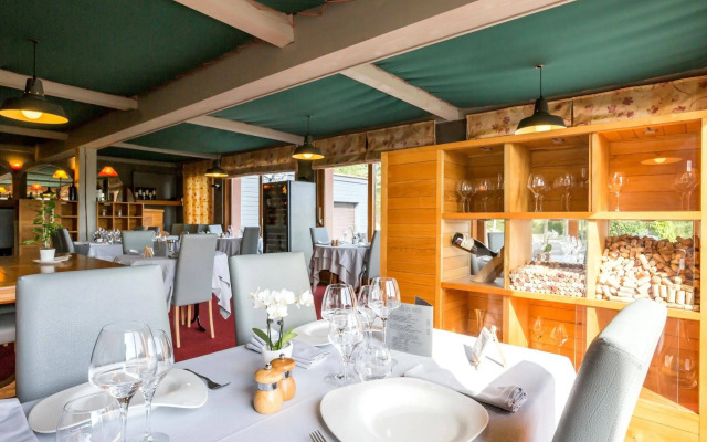 Logis Hotel de la Tour